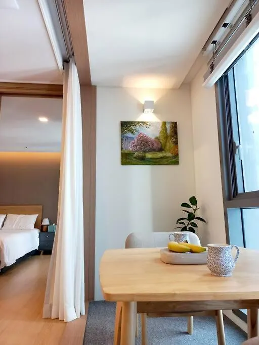 Mansion216, Haeundae Beach'S New Residence Is 2 Minutes Away From Haeundae Station And Offers Luggage Storage Service And Early Check-In, 31St Floor City View South Korea