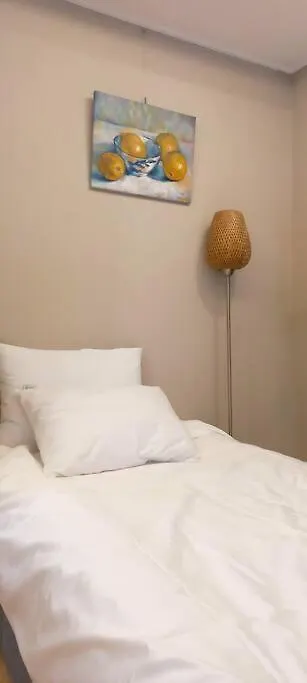 Aparthotel Mansion216, Haeundae Beach'S New Residence Is 2 Minutes Away From Haeundae Station And Offers Luggage Storage Service And Early Check-In, 31St Floor City View