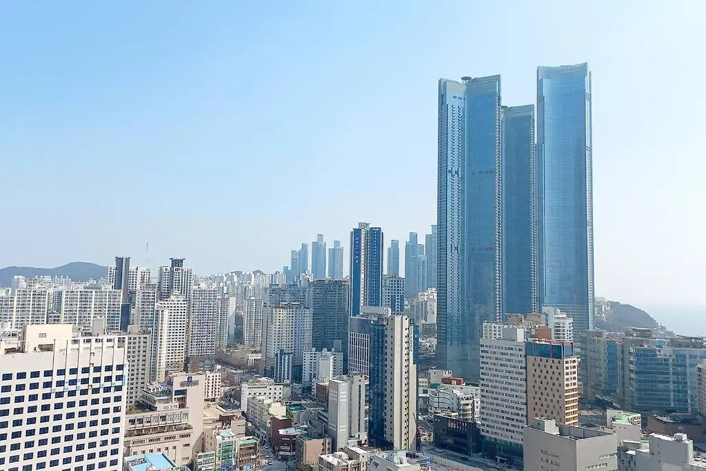 Mansion216, Haeundae Beach'S New Residence Is 2 Minutes Away From Haeundae Station And Offers Luggage Storage Service And Early Check-In, 31St Floor City View