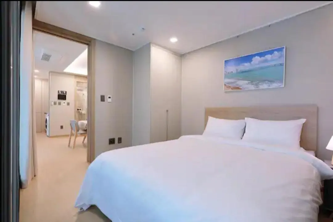 Aparthotel Mansion216, Haeundae Beach'S New Residence Is 2 Minutes Away From Haeundae Station And Offers Luggage Storage Service And Early Check-In, 31St Floor City View South Korea